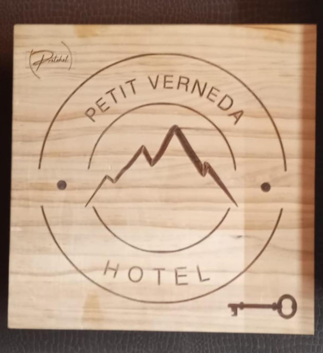 Petit Verneda Casau Екстер'єр фото